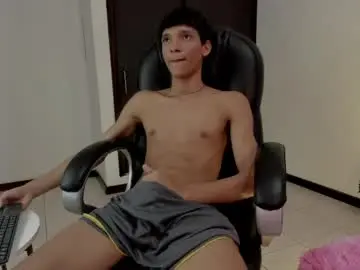Chaturbate Watch Live Sex Cams of im_ralff