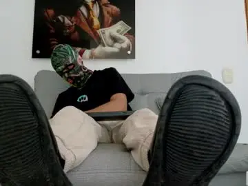 Chaturbate Live Sex Cam of masterdrain000