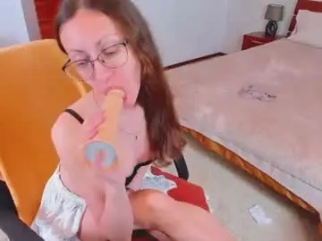 Chaturbate Free Live Porn of monika_gram