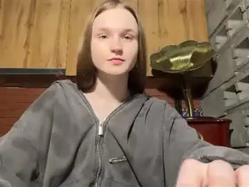 Chaturbate Live Sex Cam of nloraaa