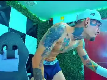 Chaturbate Adult Webcams of boy_tatto77
