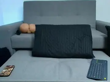 Chaturbate Live Sex Cam of brayaanfit
