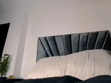 Chaturbate Private Sex Chat of cellestequeen2