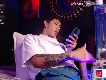 Chaturbate Live Sex Cam of godly_huan1