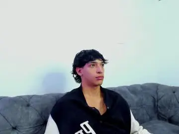 Chaturbate Best live sex cam show of kroywave