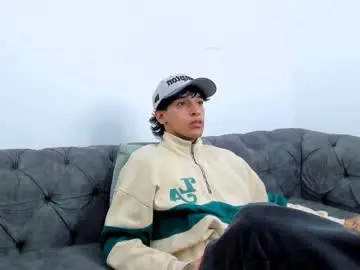 Chaturbate Free Porn Cam of kroywave