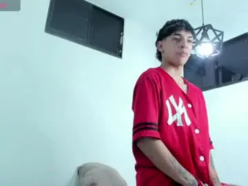 Chaturbate Best live sex cam show of kroywave
