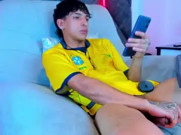 Chaturbate Live Sex Cam of kroywave