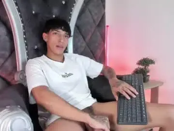 Chaturbate Watch Live Sex Cams of kroywave