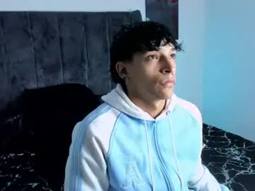 Chaturbate Live Sex of kroywave