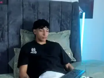 Chaturbate Live Porn of kroywave