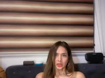Chaturbate Live Sex Cam of bigsurprise4u