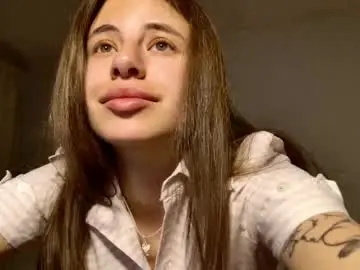 Chaturbate Adult Video Chat of lucyrait