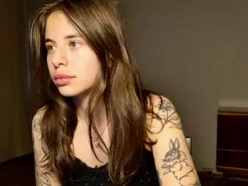 Chaturbate Sex Cam of lucyrait