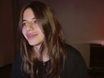 Chaturbate Free Porn Cam of lucyrait