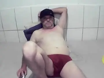 Chaturbate Free Porn Cam of augustopierdona26