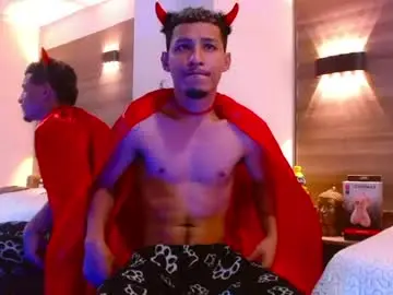 Chaturbate Adult Video Chat of camilo_contreras1