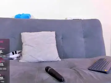 Chaturbate Live Sex Cam of camilo_stark
