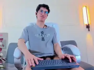 Chaturbate Sex Cam of camilo_stark