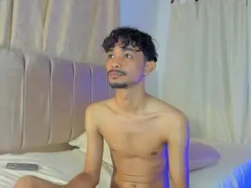 Chaturbate Live Sex Cam of leandro_hills