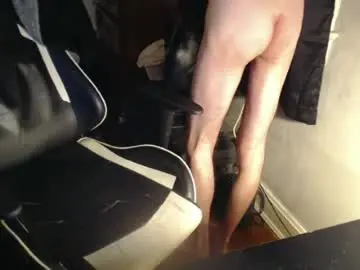 Chaturbate Adult Video Chat of masterbatemike1