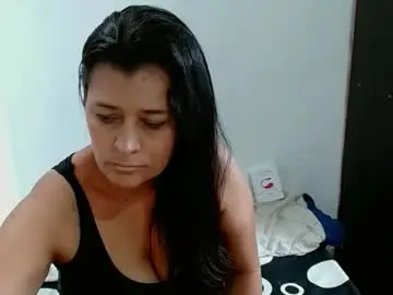 Chaturbate Sex Cam of adriana_milf