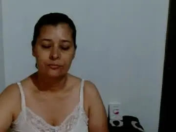 Chaturbate Adult Webcams of adriana_milf