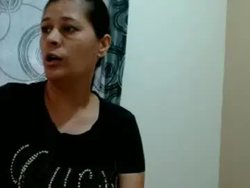 Chaturbate Adult Video Chat of adriana_milf