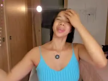 Chaturbate Live Sex Cam of alyssagreen_