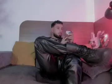 Chaturbate Best live sex cam show of bruno_woods