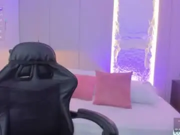 Chaturbate Live Sex of isabella_florez22