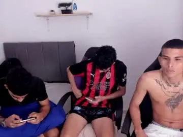Chaturbate Free Live Porn of king_warlord