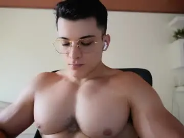 Chaturbate Sex Cam of maximohoot
