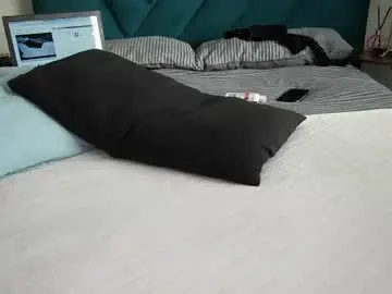Chaturbate Free Porn Cam of daddyslittleebony