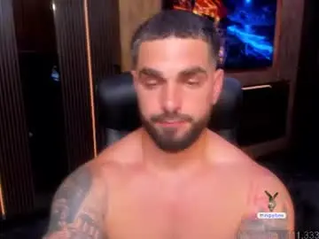 Chaturbate Sex Cam of mrkarlhot99