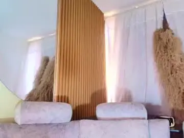 Chaturbate Best live sex cam show of nahiavictoria