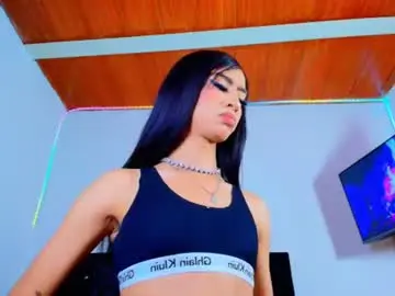 Chaturbate Free Live Porn of nahiavictoria