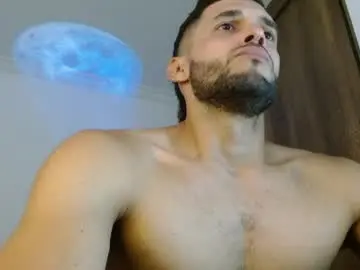 Chaturbate Live Sex Cam of noah_jhonsonn