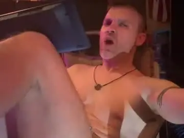Chaturbate Sex Cam of str8foryouguy