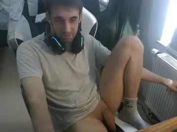 Chaturbate Nude Webcam of toohugeandstonedxoxo