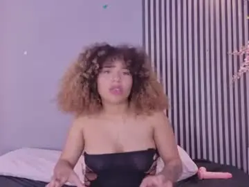 Chaturbate Adult Webcams of adelerouss