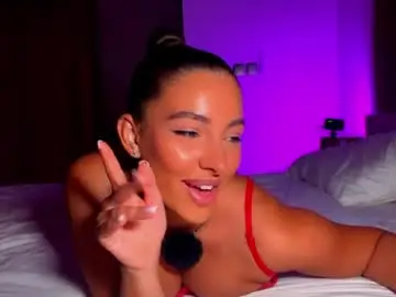 Chaturbate Free Live Porn of bonnieandclyde540767
