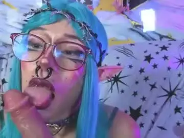 Chaturbate Live Sex of dark_nina__