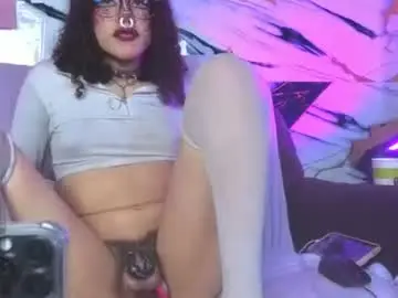 Chaturbate Free Porn Cam of dark_nina__