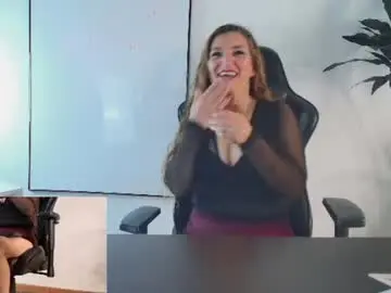 Chaturbate Live Porn of jennamilf_