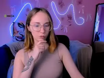 Chaturbate Adult Video Chat of khloebeauty