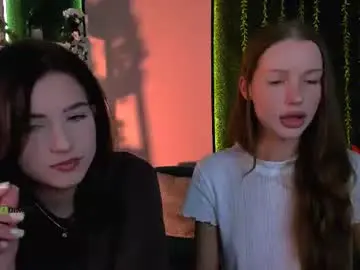 Chaturbate Live Sex Cam of khloebeauty