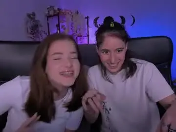Chaturbate Live Sex Cam of khloebeauty