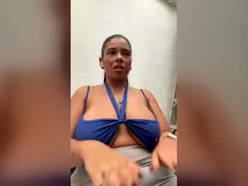 Chaturbate Adult Video Chat of mariana_c