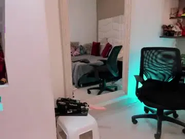 Chaturbate Live Sex Cam of mariana_c